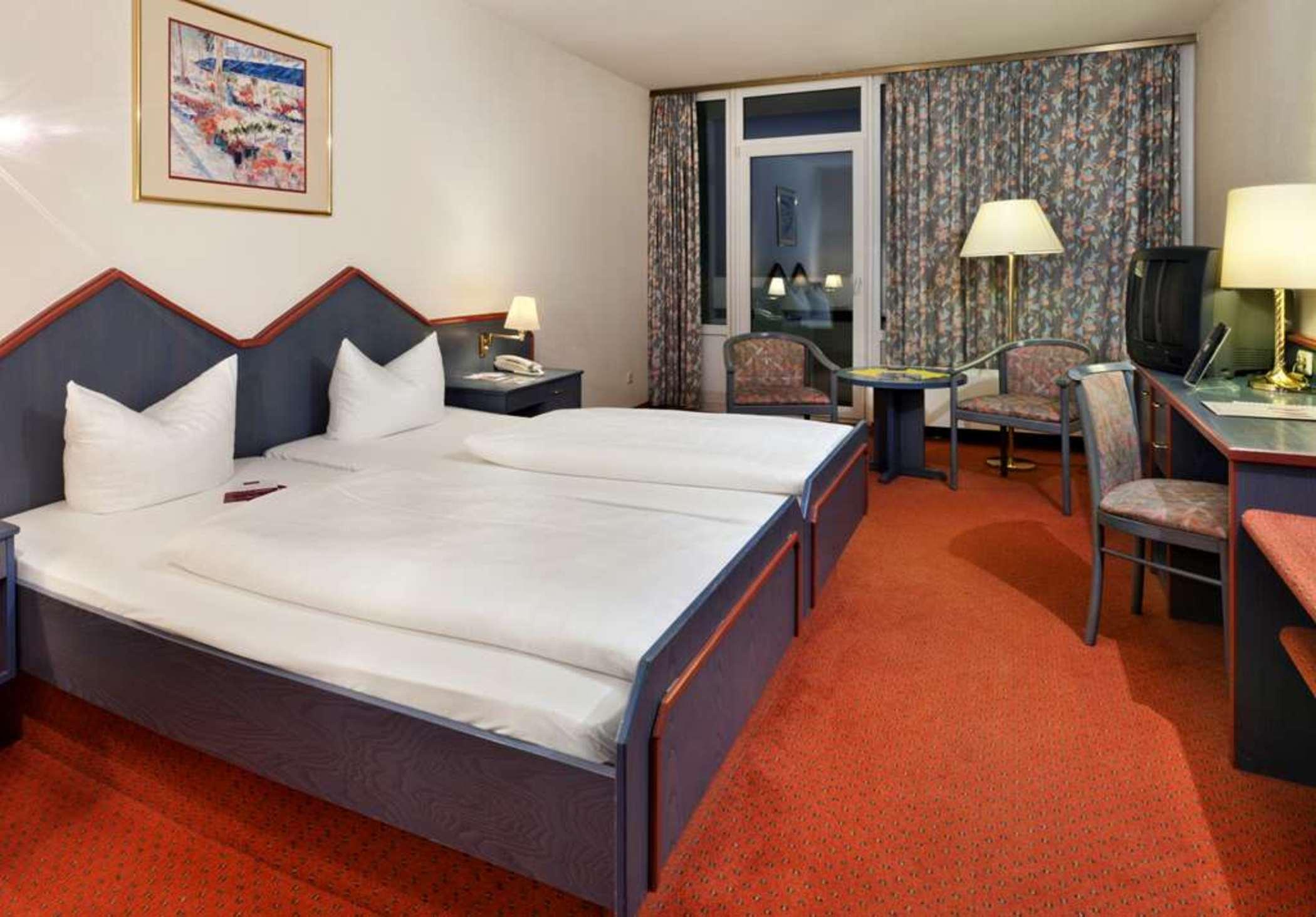 Tryp By Wyndham Bad Bramstedt Ξενοδοχείο Εξωτερικό φωτογραφία